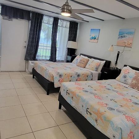 Bay View, Studio206, Beach Steps Away! Pool+Wifi Ruskin Esterno foto