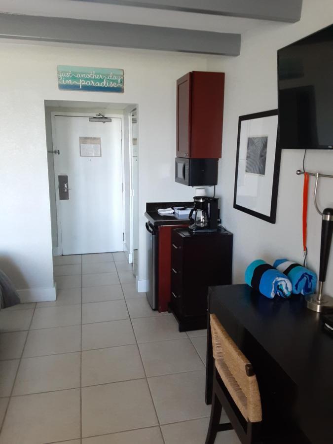Bay View, Studio206, Beach Steps Away! Pool+Wifi Ruskin Esterno foto