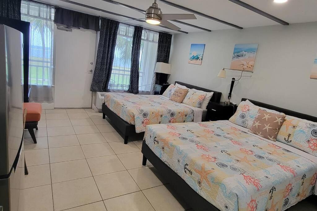 Bay View, Studio206, Beach Steps Away! Pool+Wifi Ruskin Esterno foto