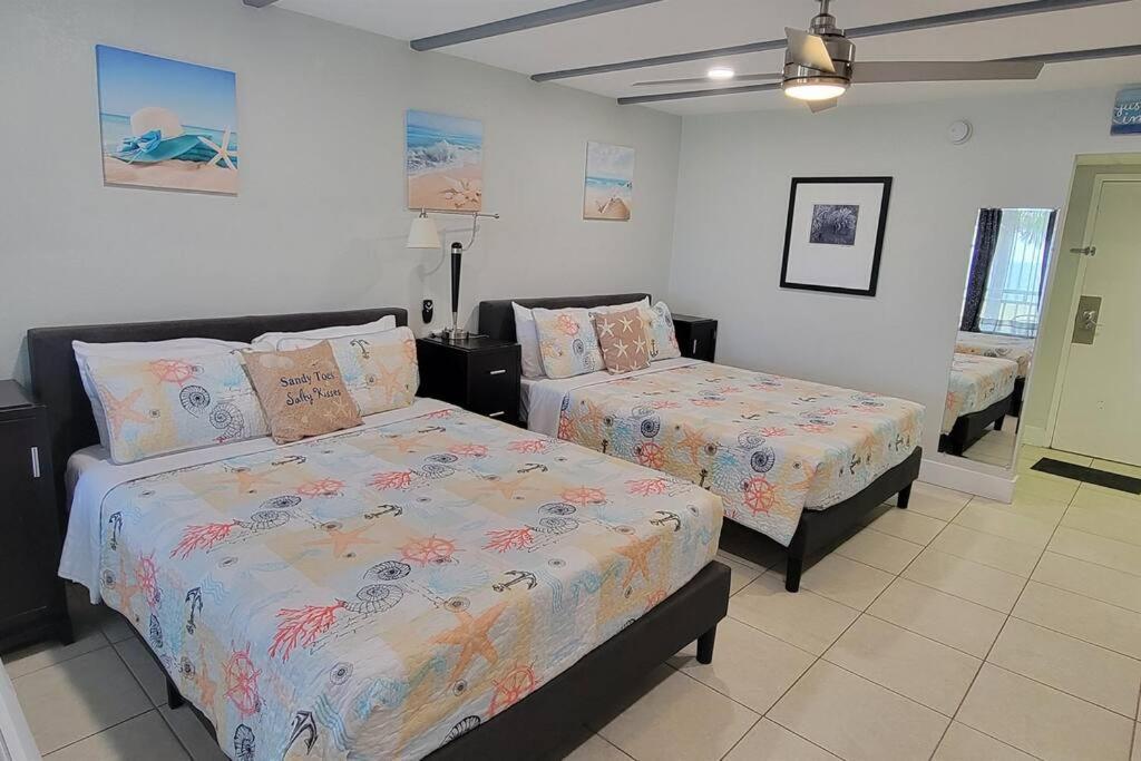 Bay View, Studio206, Beach Steps Away! Pool+Wifi Ruskin Esterno foto